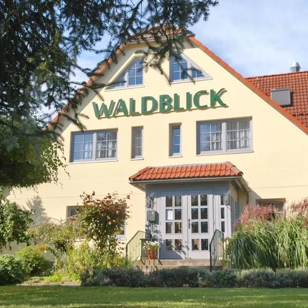 Hotel & Restaurant Waldblick，位于普尔斯尼茨的酒店