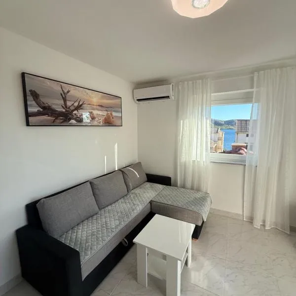 Apartmani Lucija 3，位于祖波维奇的酒店