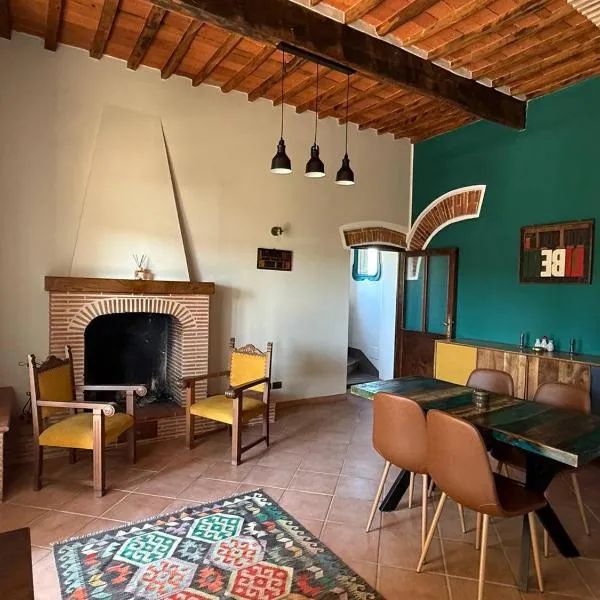 Villa Gopal Natura Toscana vicino Lucca 7 posti，位于卡潘诺里的酒店