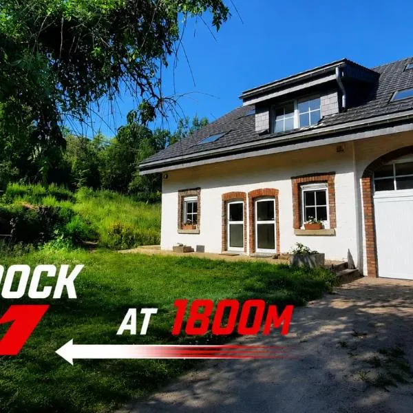 " NEW 2025 " Plein Vent 800m entrée Combes circuit Spa Francorchamps，位于弗朗科尔尚的酒店