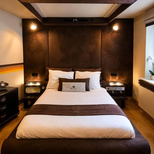 Chez Claude - Retro Chic Suite，位于沙勒罗瓦的酒店