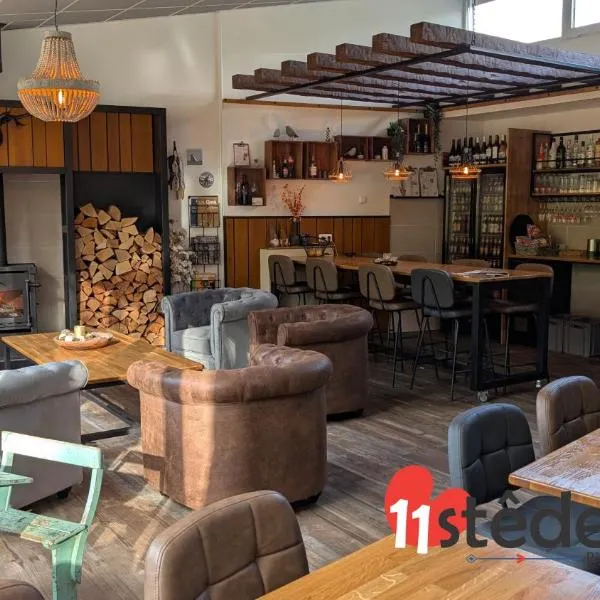 11Stedenhuis，位于瑞斯的酒店