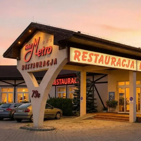 Hotel Metro,位于克沃兹科的酒店