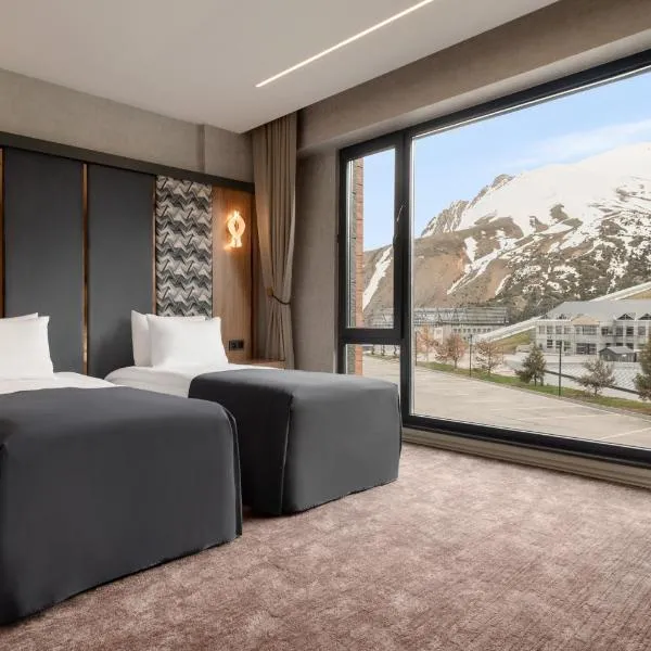 Ramada by Wyndham Erzincan Ergan，位于埃尔津詹的酒店