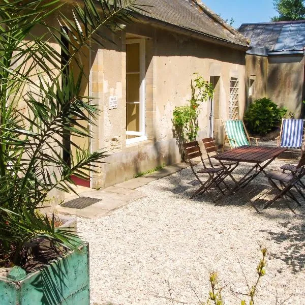 Maison charmante à Ryes avec jardin clos et accès PMR，位于Ryes的酒店