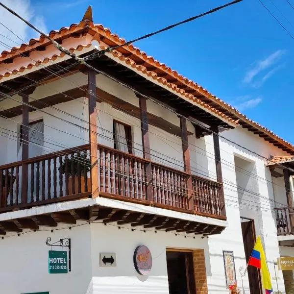 Casa Hotel Serena，位于Guadalupe的酒店