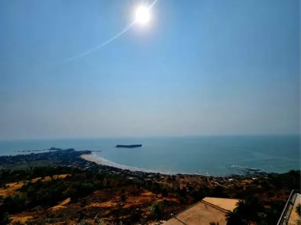 Regenta Waterfront Resort, Dapoli，位于达博利的酒店