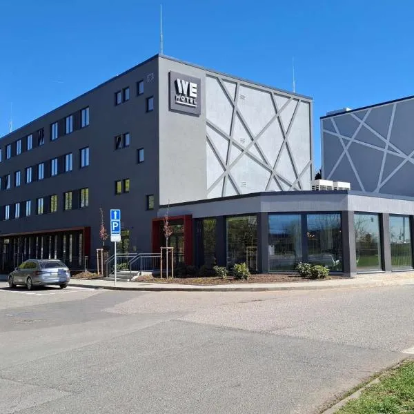 WE Hotel EXPO Prague,位于布拉格的酒店