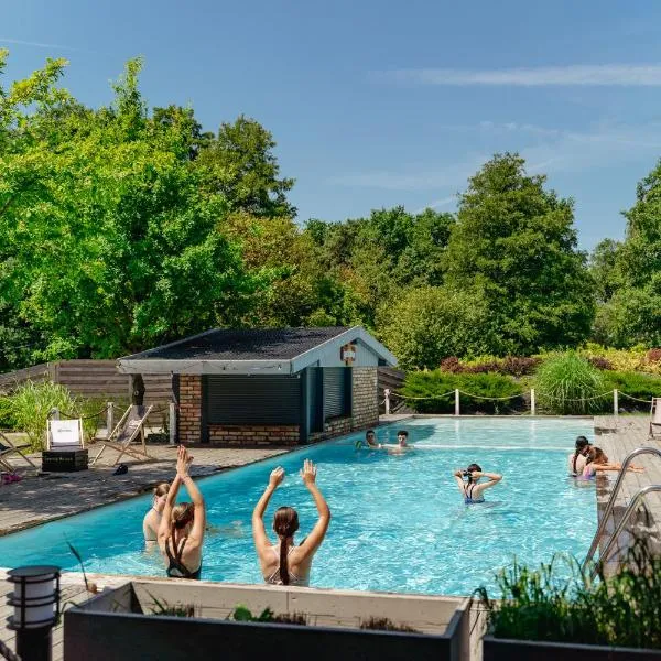 Salio Equisport Resort,位于斯特雷库夫的酒店
