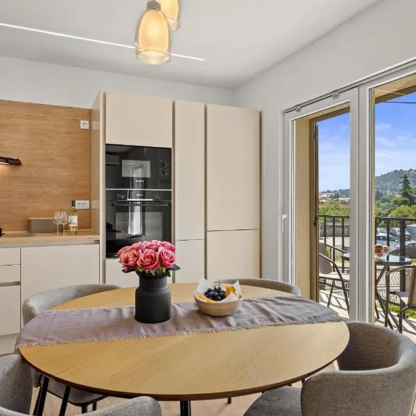 Danijela Holiday Home，位于拉宾的酒店