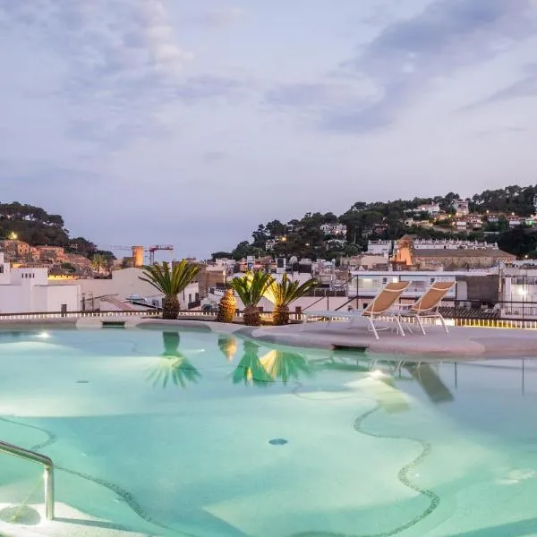 Hotel Delfín 4 Sup，位于滨海托萨的酒店