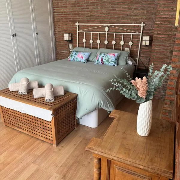 Alcalá Zona Centro Duplex,位于阿尔卡拉拉雷亚尔的酒店
