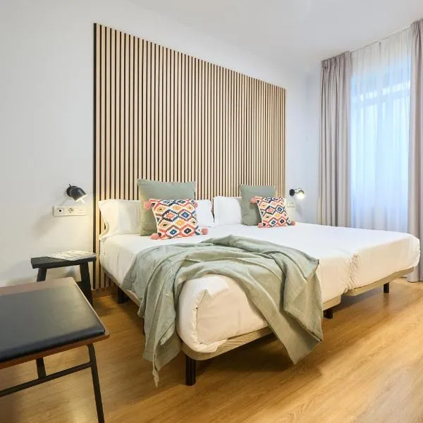 Hotel Centro Vitoria AutoCheckIn,位于维多利亚-加斯特伊兹的酒店