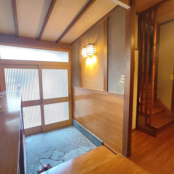 Guesthouse Kincha 駅東口，位于宇都宫的酒店