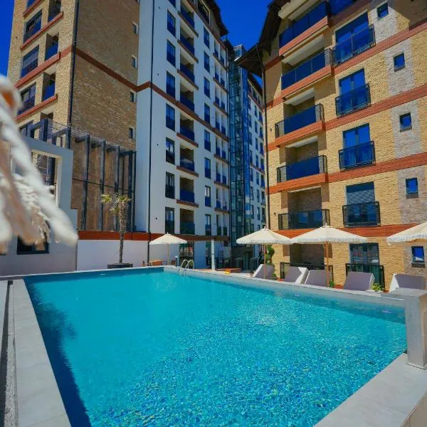 Golden Panorama Spa & Wellness，位于兹拉蒂博尔的酒店
