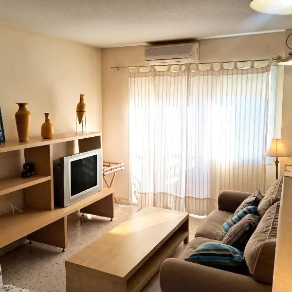 Spacious Apartment in Isla Cristina near Beaches, 115 m²，位于克莉丝蒂娜岛的酒店