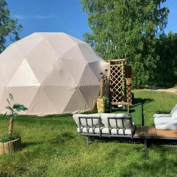 Couple Baltic Coast Retreat，位于阿普苏奇耶姆斯的酒店