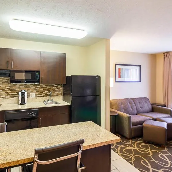 MainStay Suites Fargo - I-94 Medical Center，位于法戈的酒店