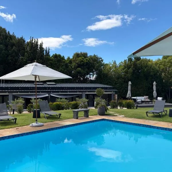 Constantia Winelands Lodge，位于康斯坦提亚的酒店