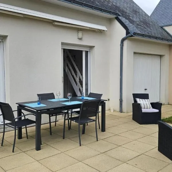 Charmante maison près de Pénestin avec jardin et terrasse，位于佩内斯坦的酒店