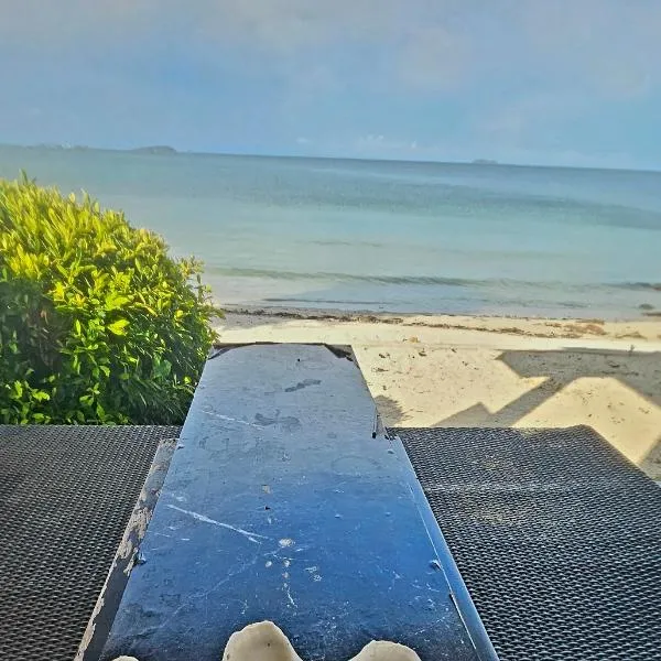 Koh Samed Lungdam Hutbeach เกาะเสม็ดลุงดำฮัทบีช，位于Ao Phutsa的酒店
