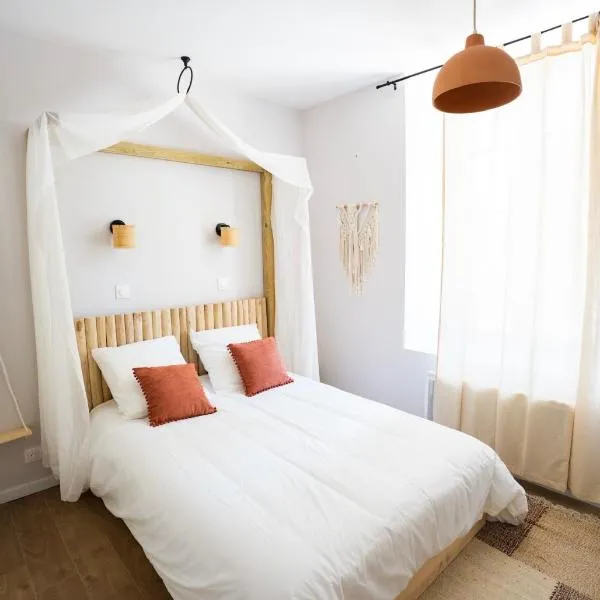 Logements confortables et élégants à Guemene sur Scorff,位于斯科夫河畔盖梅内的酒店
