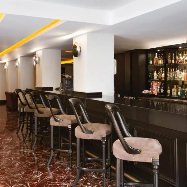 Crowne Plaza Istanbul - Old City by IHG，位于伊斯坦布尔的酒店