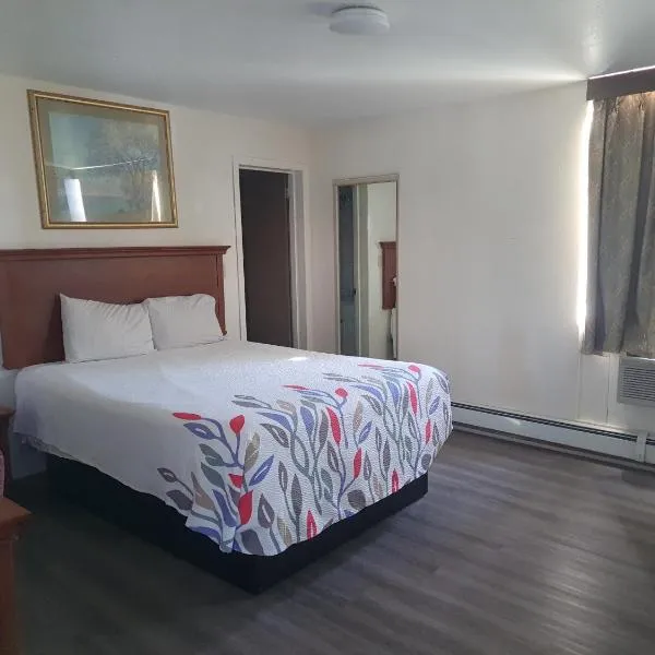 Canadiana Motel,位于萨德伯里的酒店