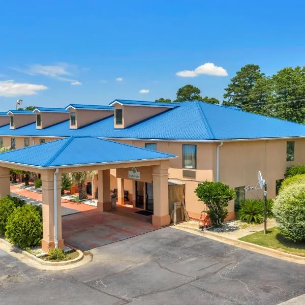 Gray Inn & Suites,位于Gray的酒店