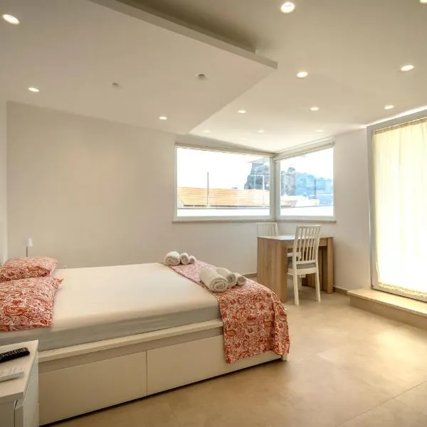 Aragonese Apartments，位于Casa Chiaiozza的酒店