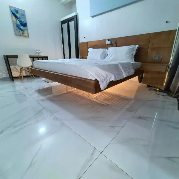 OLA LUXURY HOTEL Parakou，位于Parakou的酒店