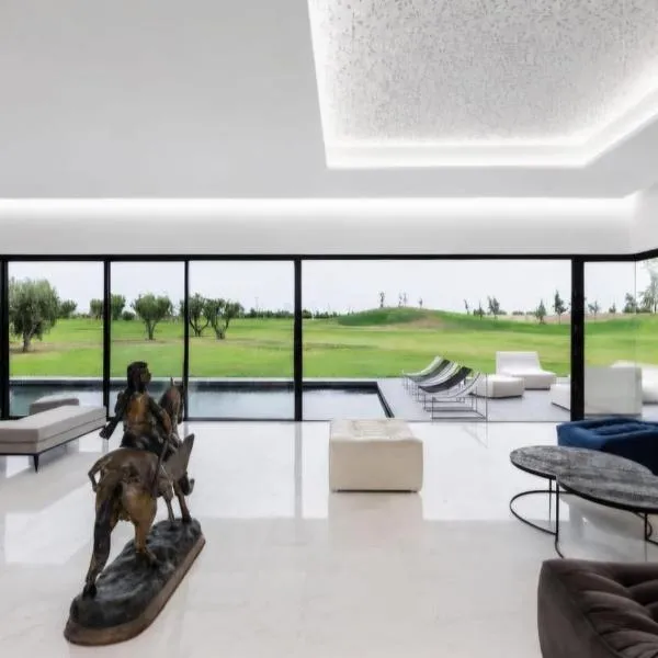 Luxury Premium Villa Golf Resort Private Pool，位于马拉喀什的酒店