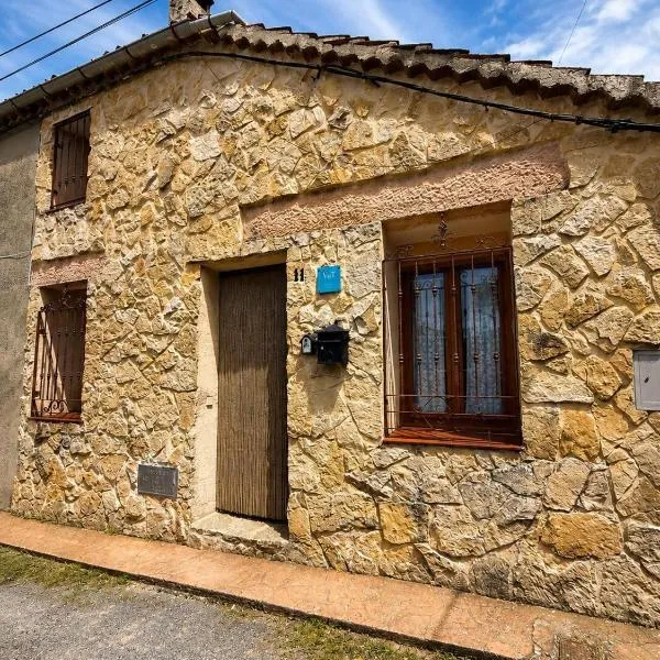 Casa Rural Hoces del Duratón El Villar，位于Villar de Sobrepeña的酒店