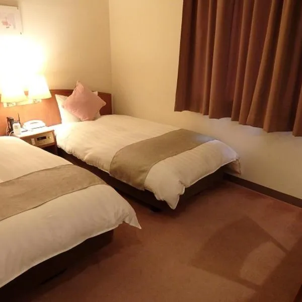Hotel Hashimotorou，位于Omitama的酒店
