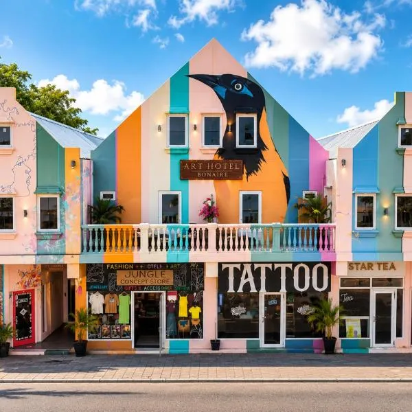 Art Hotel，位于克拉伦代克的酒店