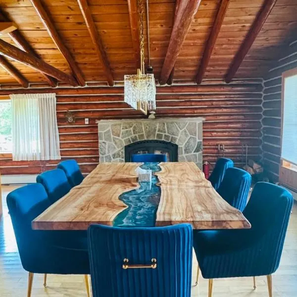 Lakewoods Cottage，位于Oxtongue Lake的酒店