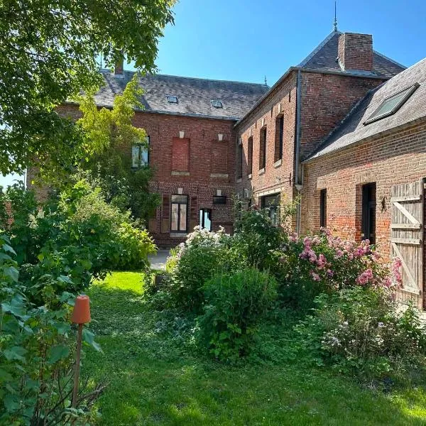 La Loge Appartement 1,位于Beauquesne的酒店