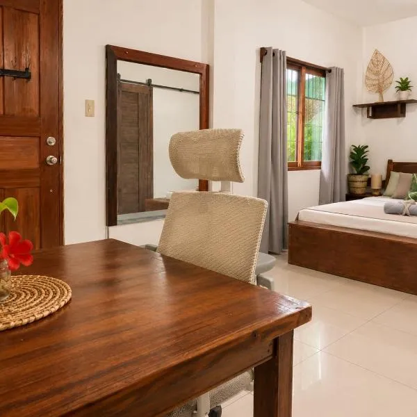Pascoe's Units Siargao- Suites，位于卢纳将军城的酒店