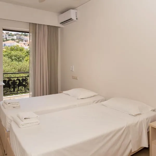 Galaxy New Hotel，位于皮洛斯的酒店