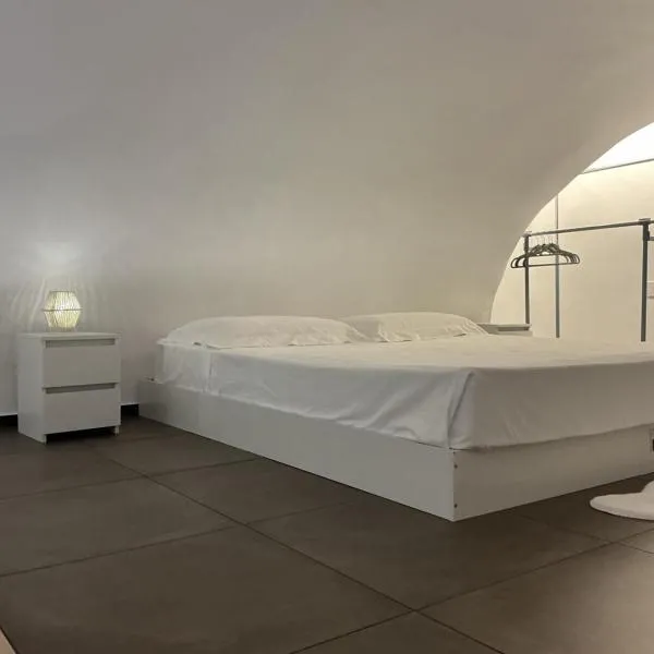 Moira Luxury Appartament，位于比通托的酒店