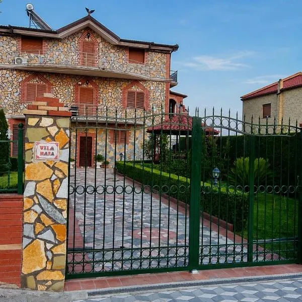 VilaHasa Private Villa，位于Tërbuf的酒店