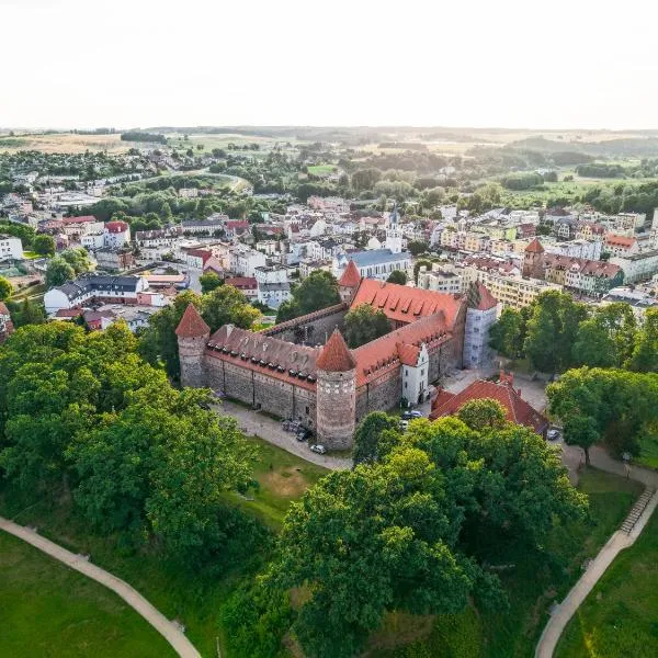 Hotel&Restauracja Zamek Bytów，位于贝图夫的酒店