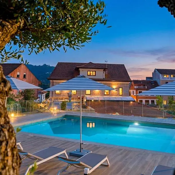 Pardavila 57 Slow Hotel,位于Marín的酒店