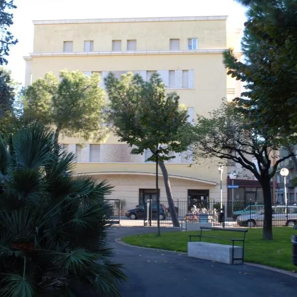 安博宫酒店，位于Torrevecchia Teatina的酒店