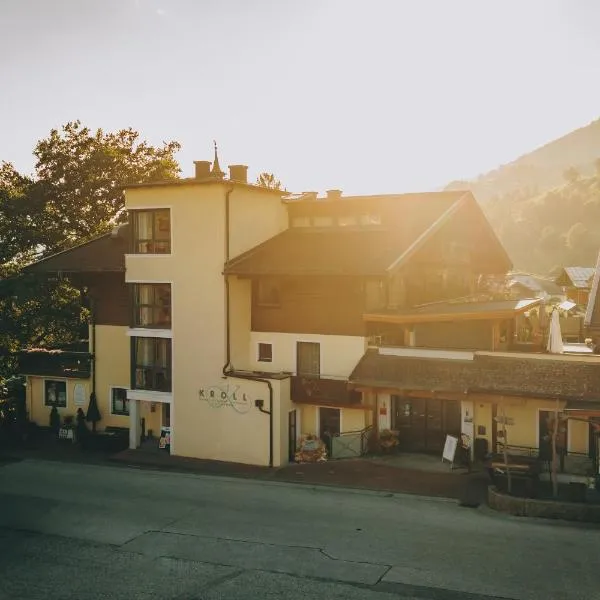 Hotel Gasthof Kröll, 1x Großglockner kostenlos, Kinder bis 12 Jahre frei, Restaurant mit regionaler Küche，位于尼德恩西尔的酒店