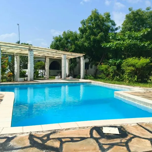 Fred Hunter Villa，位于Tiwi的酒店