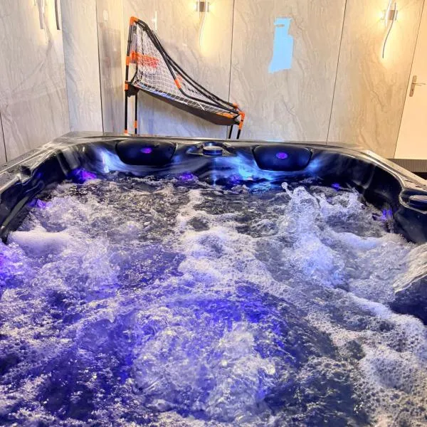 Maison privative SPA Jacuzzi Sauna Salle de jeux，位于Weitbruch的酒店