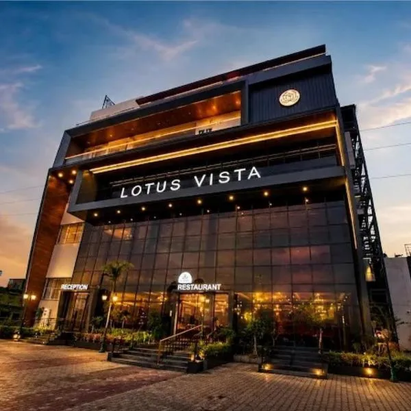 Lotus Vista Hotel，位于阿尔瓦尔的酒店