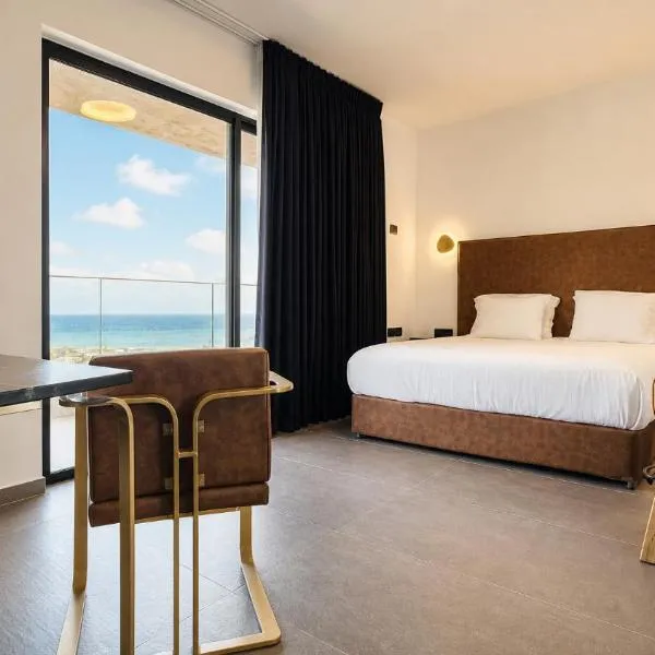 H34 Boutique Hotel & Spa by the sea of Nahariya，位于纳哈里亚的酒店
