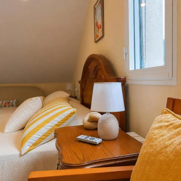 Apartamento Duplex con jardín A Casiña de Divina，位于Lago的酒店